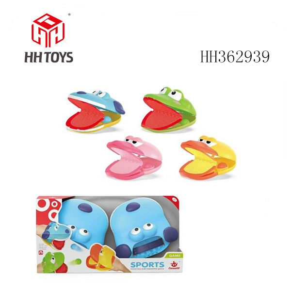 Throw and receive the ball